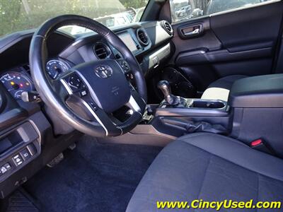 2019 Toyota Tacoma TRD Off-Road   - Photo 13 - Cincinnati, OH 45255
