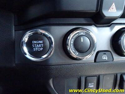 2019 Toyota Tacoma TRD Off-Road   - Photo 24 - Cincinnati, OH 45255