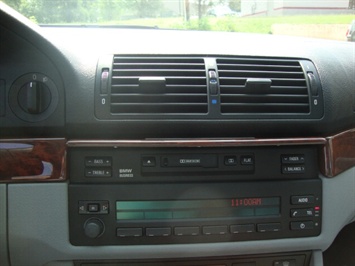 1999 BMW 528i   - Photo 21 - Cincinnati, OH 45255