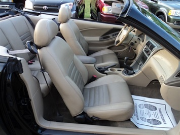 2003 Ford Mustang GT   - Photo 8 - Cincinnati, OH 45255