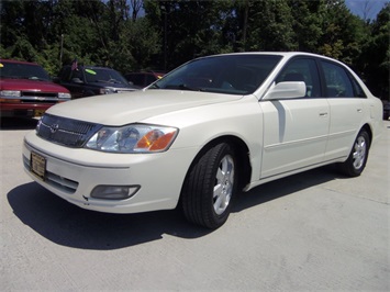 2000 Toyota Avalon XLS   - Photo 11 - Cincinnati, OH 45255