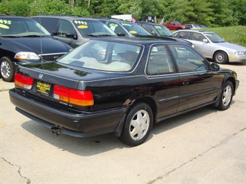 1992 Honda Accord EX   - Photo 5 - Cincinnati, OH 45255