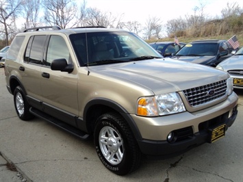 2003 Ford Explorer XLT   - Photo 1 - Cincinnati, OH 45255