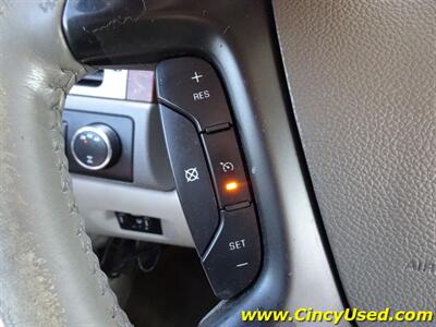 2011 Chevrolet Silverado 2500 LTZ   - Photo 26 - Cincinnati, OH 45255