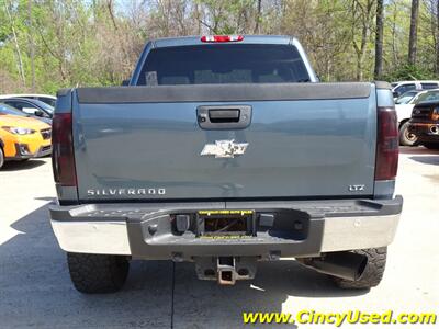 2011 Chevrolet Silverado 2500 LTZ   - Photo 7 - Cincinnati, OH 45255