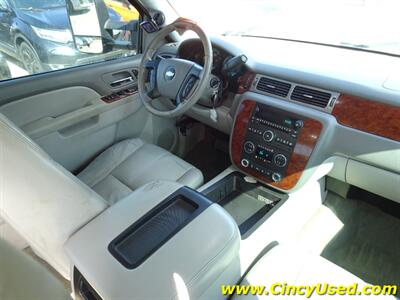 2011 Chevrolet Silverado 2500 LTZ   - Photo 19 - Cincinnati, OH 45255
