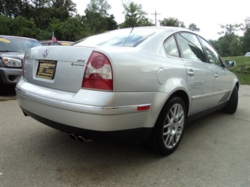 2003 Volkswagen Passat W8   - Photo 13 - Cincinnati, OH 45255