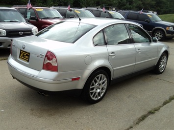 2003 Volkswagen Passat W8   - Photo 6 - Cincinnati, OH 45255