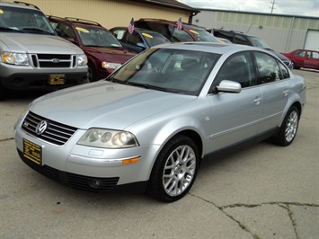 2003 Volkswagen Passat W8   - Photo 3 - Cincinnati, OH 45255