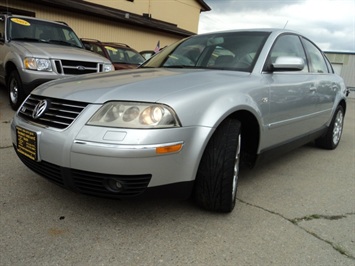 2003 Volkswagen Passat W8   - Photo 11 - Cincinnati, OH 45255