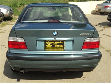 1997 BMW 318i   - Photo 5 - Cincinnati, OH 45255