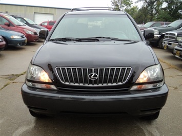 1999 Lexus RX 300   - Photo 2 - Cincinnati, OH 45255