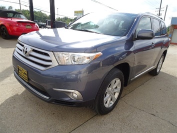 2012 Toyota Highlander SE   - Photo 16 - Cincinnati, OH 45255