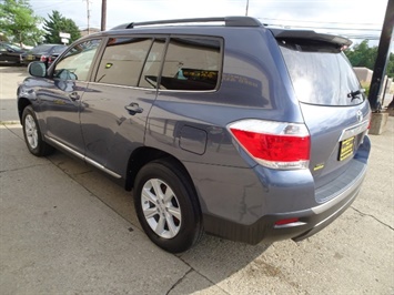 2012 Toyota Highlander SE   - Photo 7 - Cincinnati, OH 45255