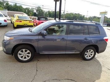 2012 Toyota Highlander SE   - Photo 14 - Cincinnati, OH 45255