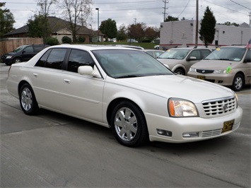 2003 Cadillac DeVille DTS   - Photo 1 - Cincinnati, OH 45255