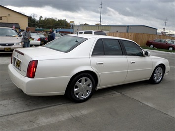 2003 Cadillac DeVille DTS   - Photo 6 - Cincinnati, OH 45255