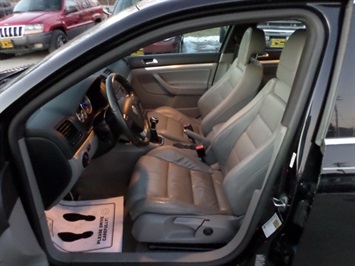 2006 Volkswagen Jetta GLI   - Photo 14 - Cincinnati, OH 45255