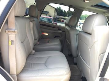 2003 Cadillac Escalade - Photo 8 - Cincinnati, OH 45255