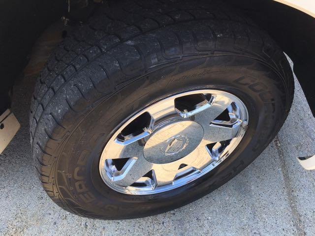 2003 Cadillac Escalade - Photo 30 - Cincinnati, OH 45255