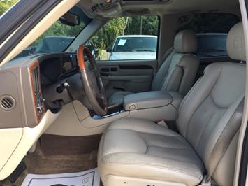 2003 Cadillac Escalade - Photo 14 - Cincinnati, OH 45255