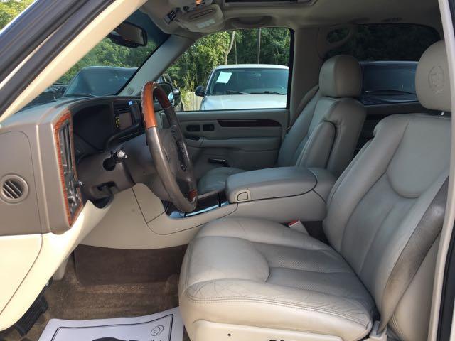 2003 Cadillac Escalade - Photo 14 - Cincinnati, OH 45255