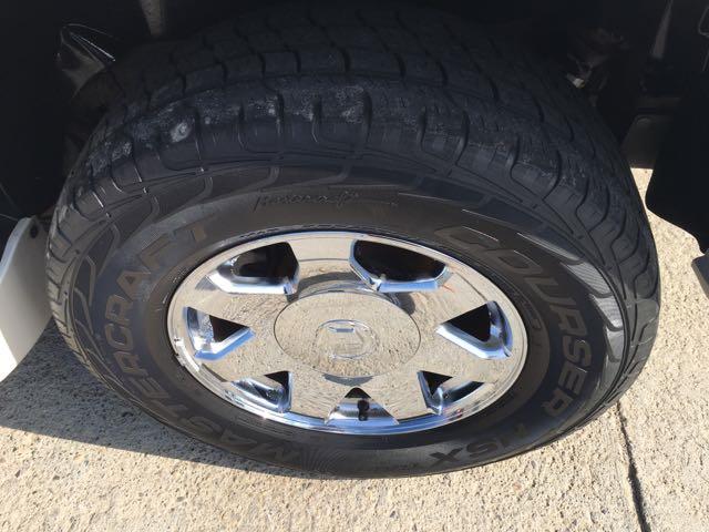 2003 Cadillac Escalade - Photo 32 - Cincinnati, OH 45255