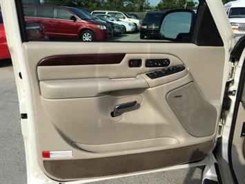 2003 Cadillac Escalade - Photo 19 - Cincinnati, OH 45255