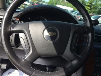 2008 Chevrolet Suburban LT 1500 - Photo 17 - Cincinnati, OH 45255