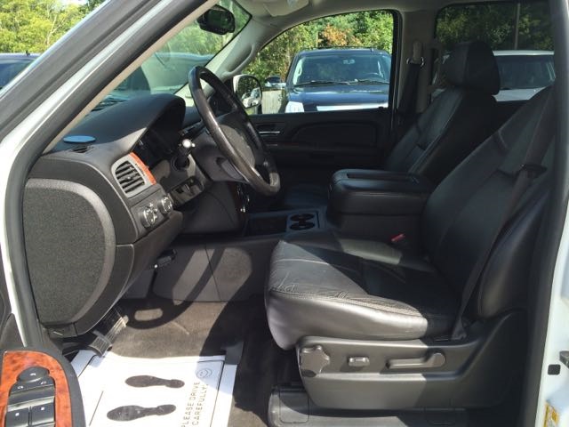 2008 Chevrolet Suburban LT 1500 - Photo 15 - Cincinnati, OH 45255