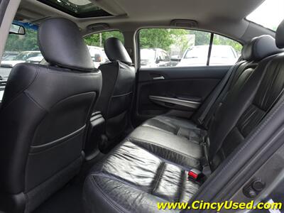 2009 Honda Accord EX-L w/Navi - Photo 13 - Cincinnati, OH 45255