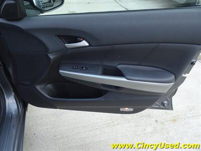 2009 Honda Accord EX-L w/Navi - Photo 29 - Cincinnati, OH 45255