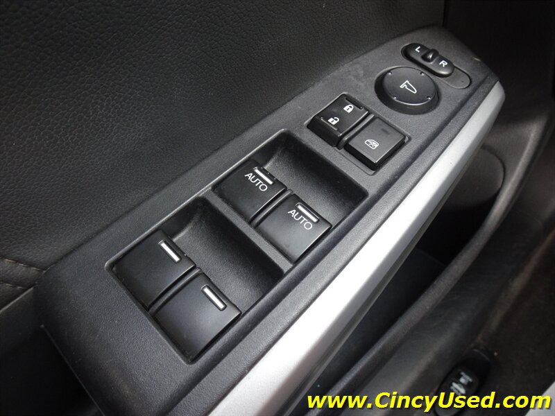 2009 Honda Accord EX-L w/Navi - Photo 24 - Cincinnati, OH 45255