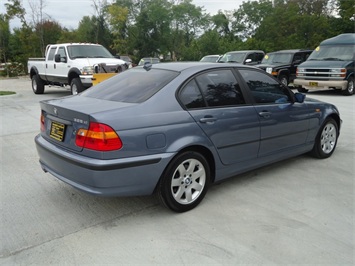 2004 BMW 325xi   - Photo 6 - Cincinnati, OH 45255