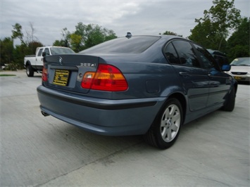 2004 BMW 325xi   - Photo 13 - Cincinnati, OH 45255