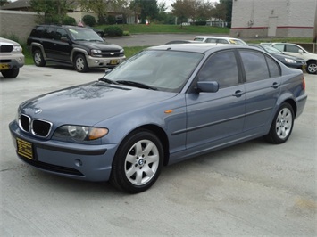 2004 BMW 325xi   - Photo 3 - Cincinnati, OH 45255