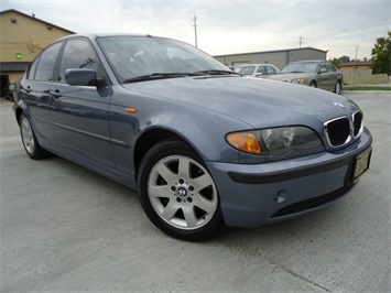 2004 BMW 325xi   - Photo 10 - Cincinnati, OH 45255