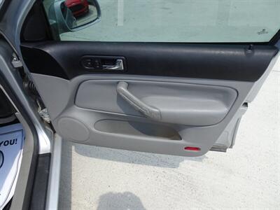 2005 Volkswagen Jetta GLS TDI  1.9L I4 FWD - Photo 47 - Cincinnati, OH 45255