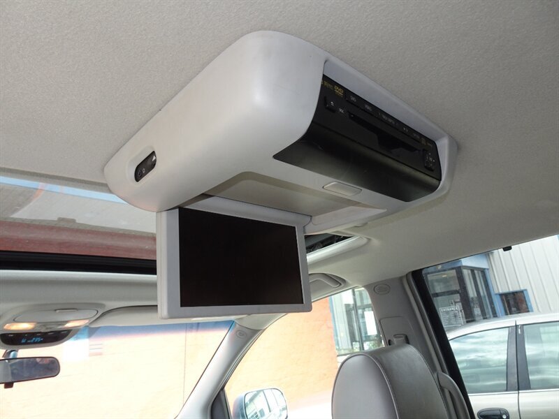 2008 Toyota Sienna XLE - Photo 48 - Cincinnati, OH 45255