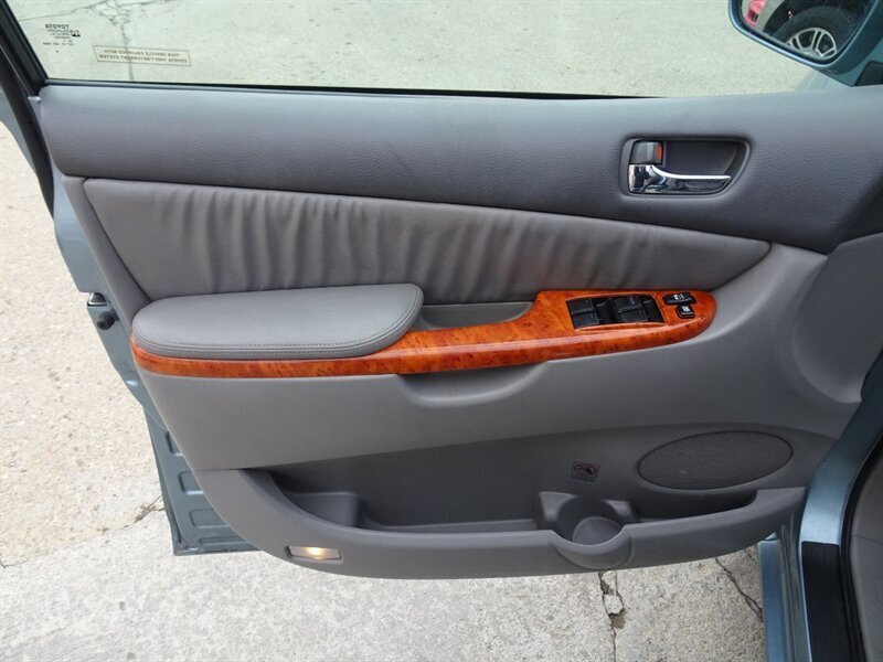 2008 Toyota Sienna XLE - Photo 54 - Cincinnati, OH 45255