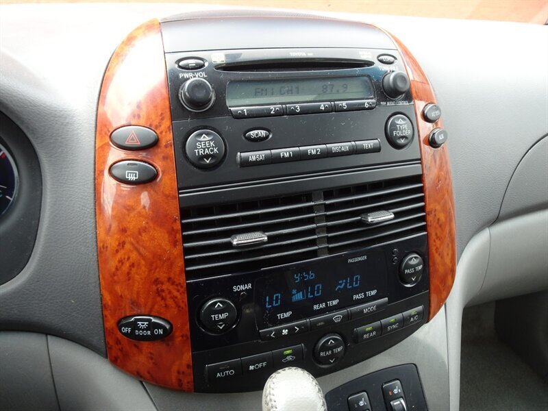 2008 Toyota Sienna XLE - Photo 44 - Cincinnati, OH 45255