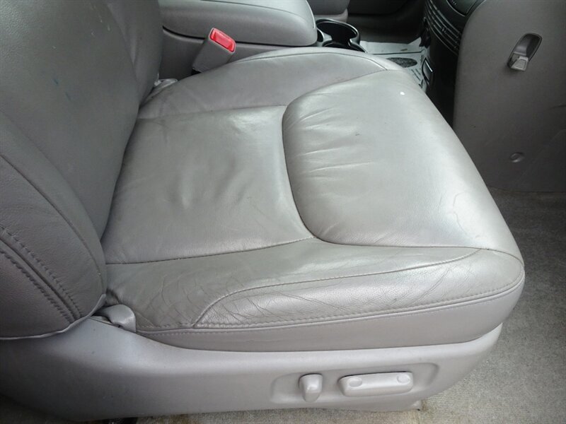 2008 Toyota Sienna XLE - Photo 32 - Cincinnati, OH 45255