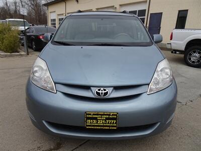 2008 Toyota Sienna XLE   - Photo 4 - Cincinnati, OH 45255