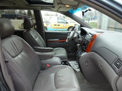 2008 Toyota Sienna XLE   - Photo 20 - Cincinnati, OH 45255