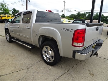 2011 GMC Sierra 1500 SLT   - Photo 7 - Cincinnati, OH 45255