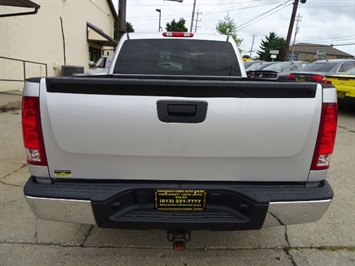 2011 GMC Sierra 1500 SLT   - Photo 9 - Cincinnati, OH 45255