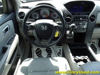 2015 Honda Pilot LX   - Photo 11 - Cincinnati, OH 45255