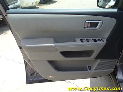 2015 Honda Pilot LX   - Photo 27 - Cincinnati, OH 45255