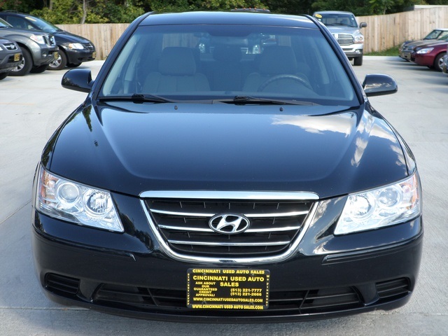 2010 Hyundai Sonata GLS   - Photo 2 - Cincinnati, OH 45255