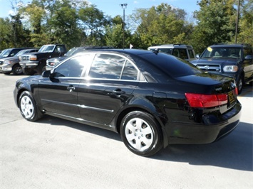 2010 Hyundai Sonata GLS   - Photo 4 - Cincinnati, OH 45255